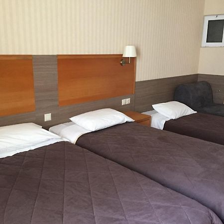 Hotel Ostria Kalamáta Szoba fotó