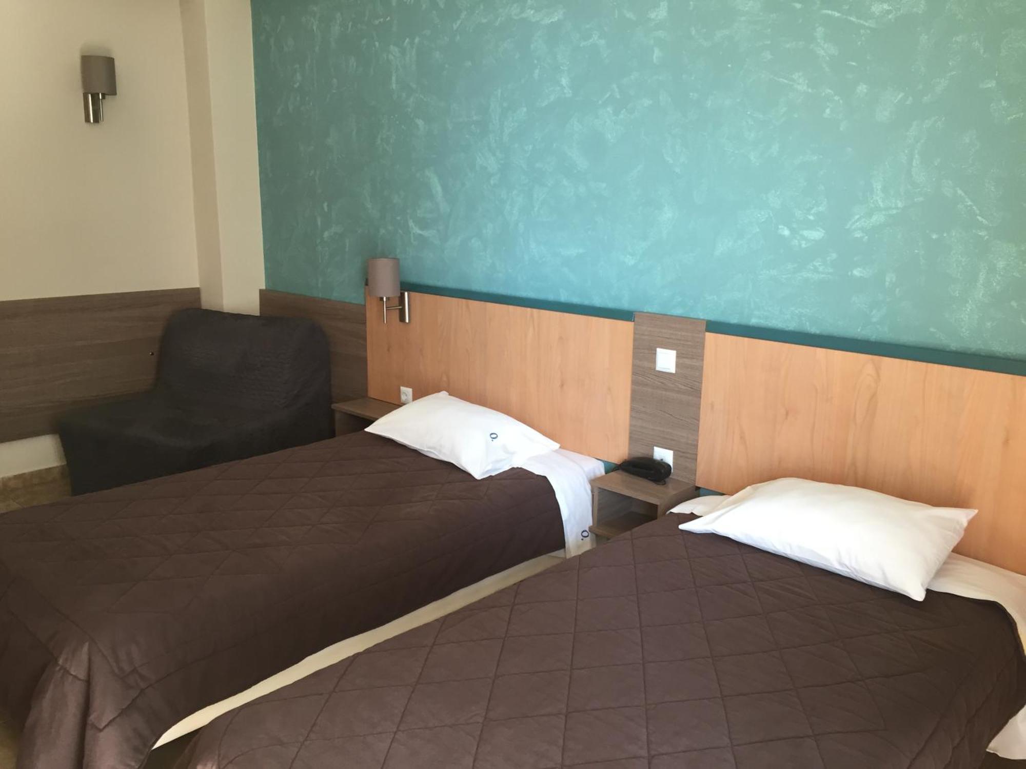 Hotel Ostria Kalamáta Szoba fotó