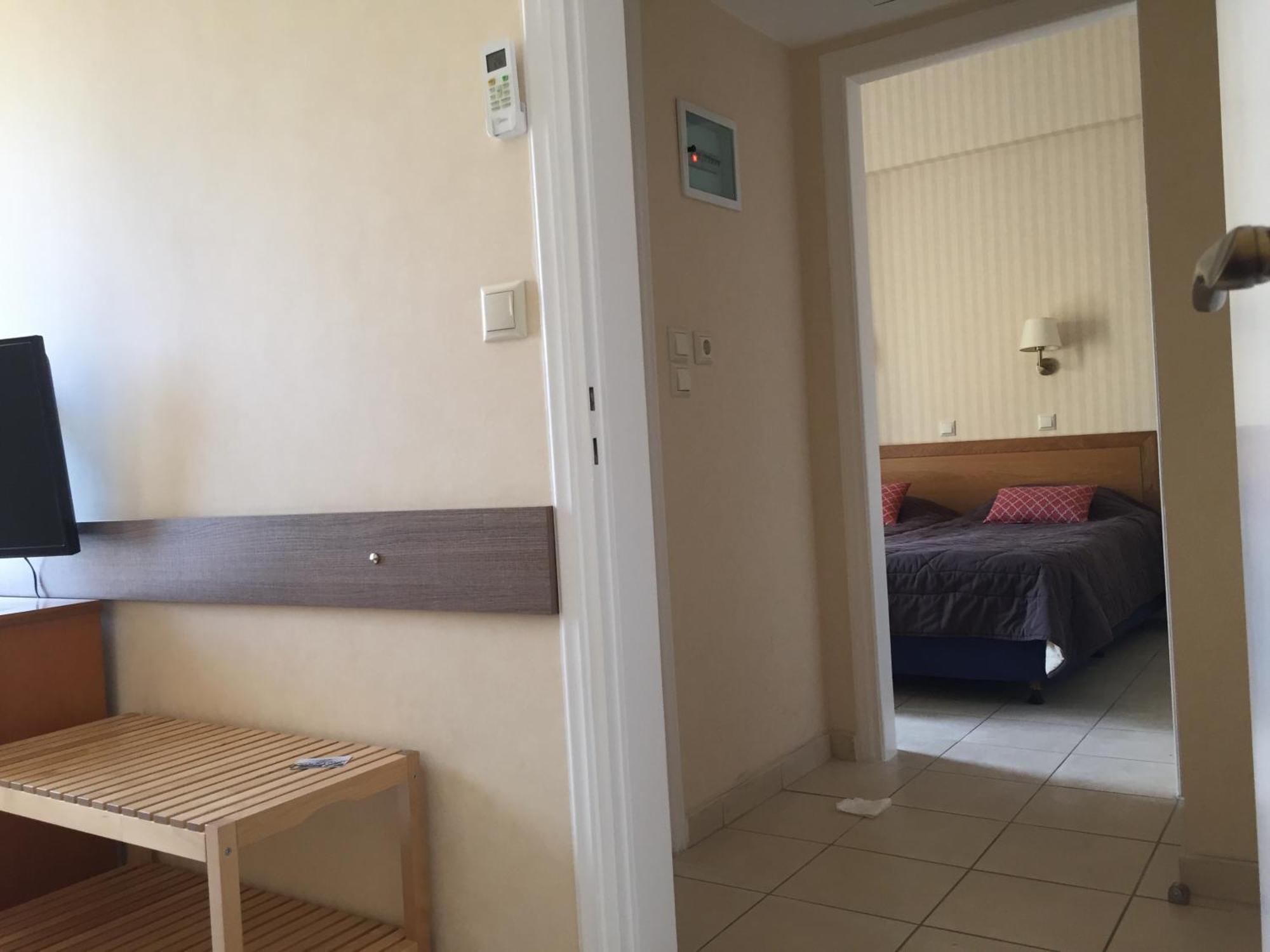 Hotel Ostria Kalamáta Szoba fotó