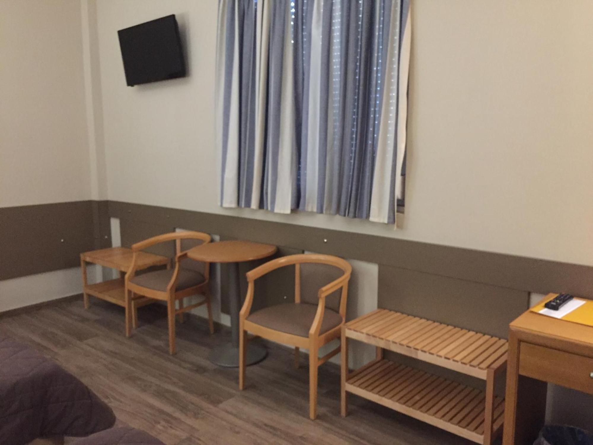 Hotel Ostria Kalamáta Szoba fotó