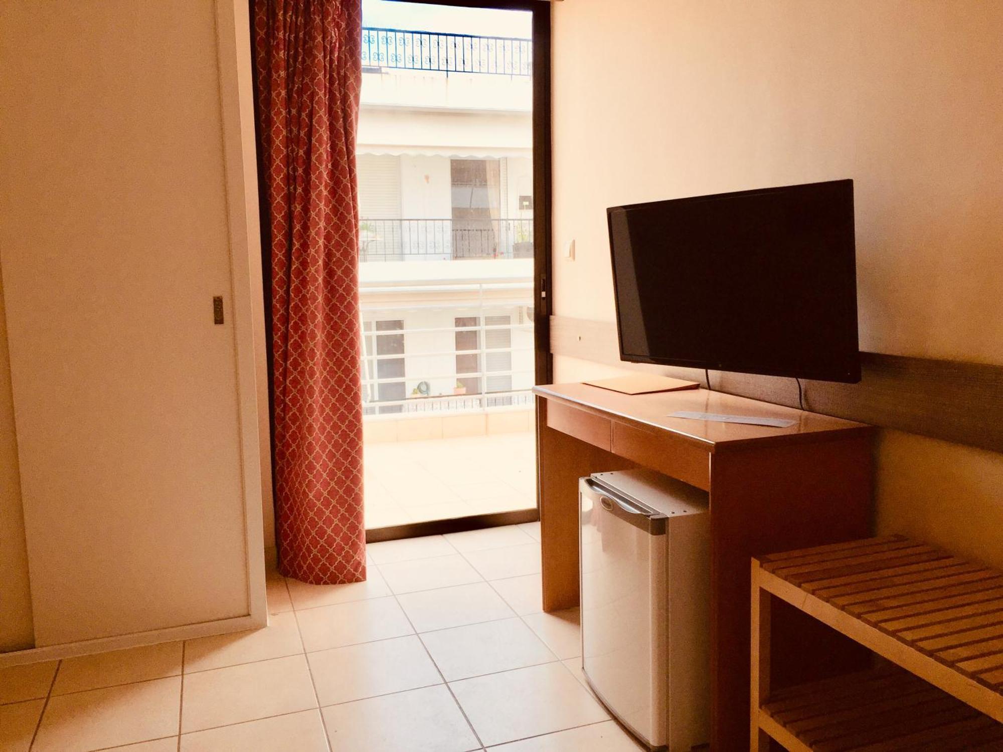 Hotel Ostria Kalamáta Szoba fotó