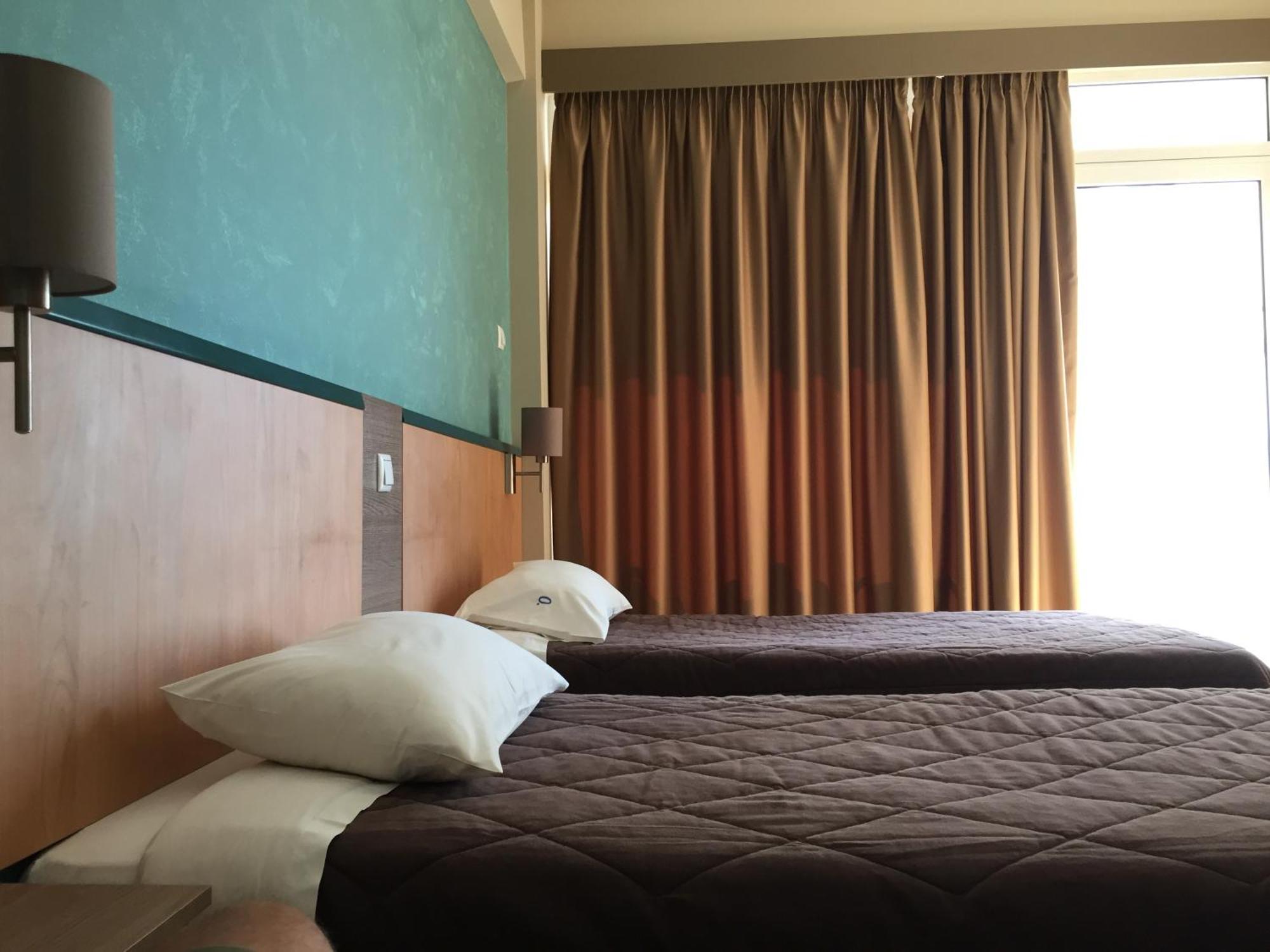 Hotel Ostria Kalamáta Szoba fotó