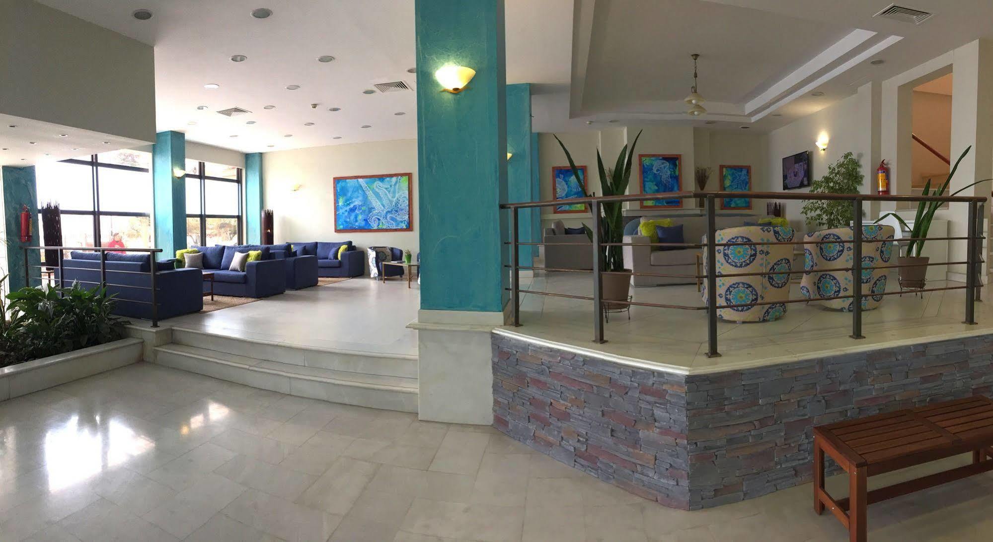 Hotel Ostria Kalamáta Kültér fotó