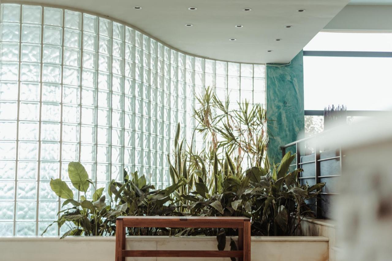 Hotel Ostria Kalamáta Kültér fotó